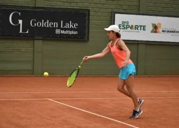Primeiro dia da Copa Yone Borba Dias tem jogos, chuvas e crianças com Meligeni
